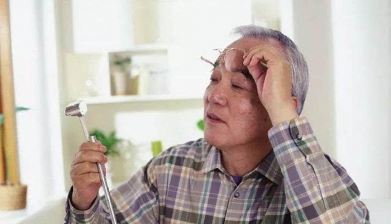 美麗島多焦鏡：近視老花困擾我5年了，有沒(méi)有一種眼鏡可解決